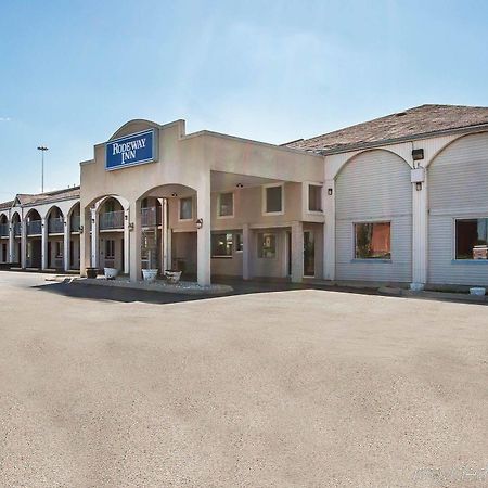 Rodeway Inn Effingham Exterior photo