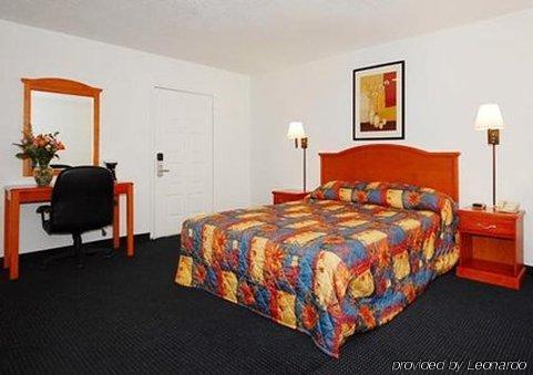 Rodeway Inn Effingham Room photo